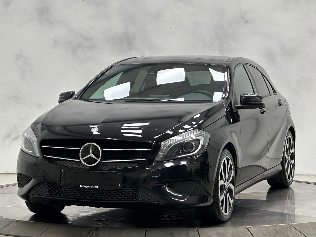 Mercedes-Benz A180 – Image 2