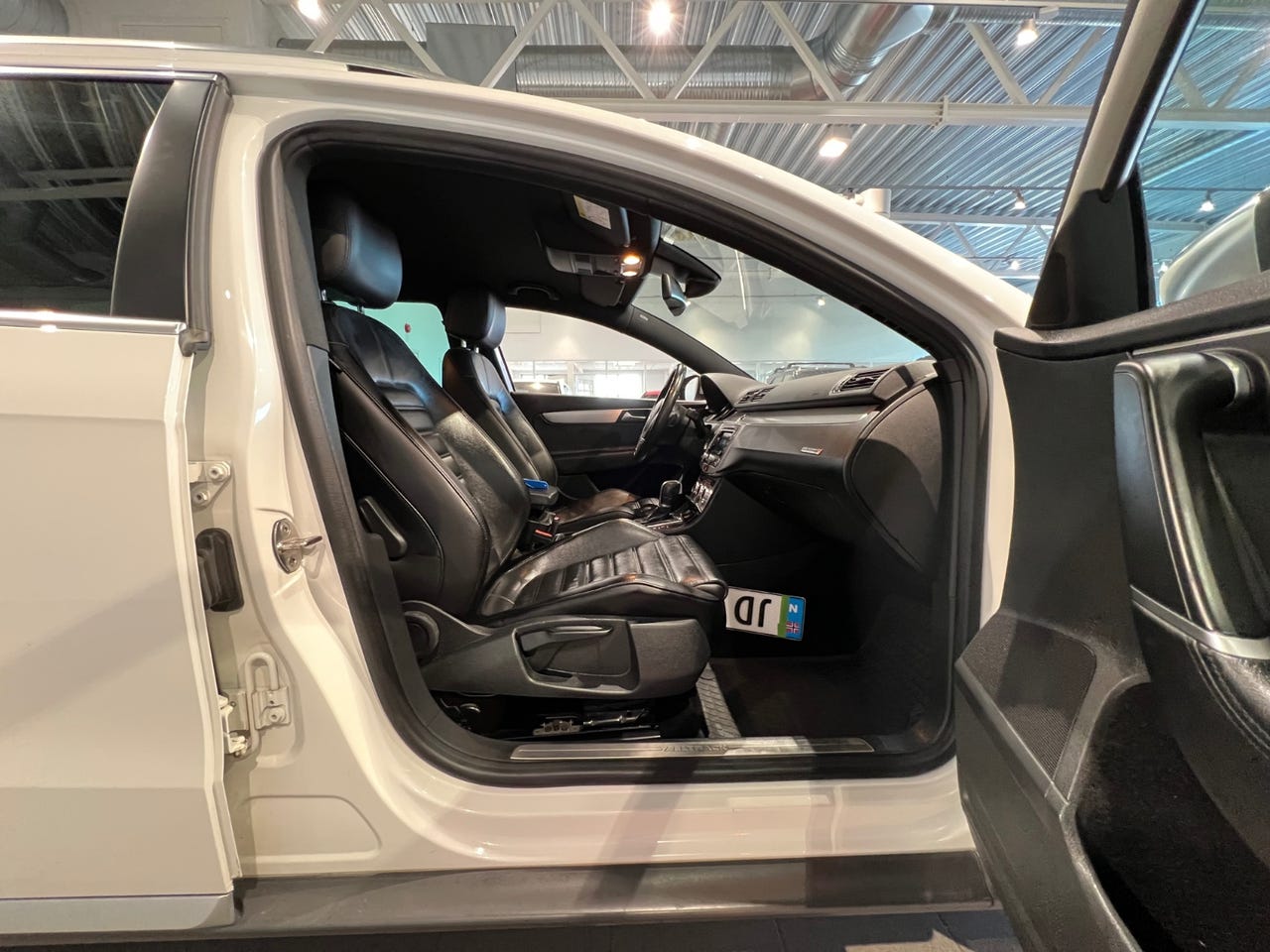 Volkswagen Passat 2.0 ALLTRACK – Image 13