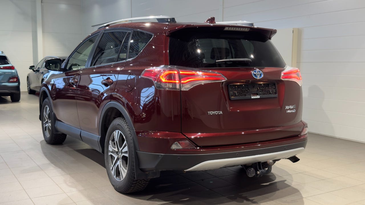 Toyota RAV4 2.5 EXECUTIVE 4x4 – Image 6