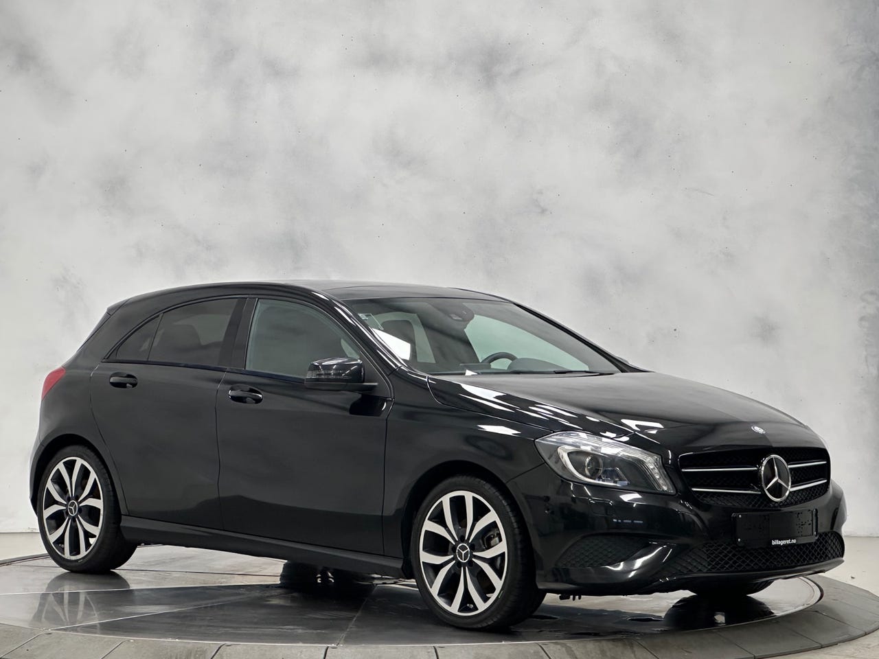 Mercedes-Benz A180