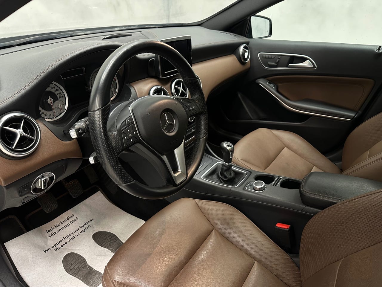 Mercedes-Benz A180 – Image 24