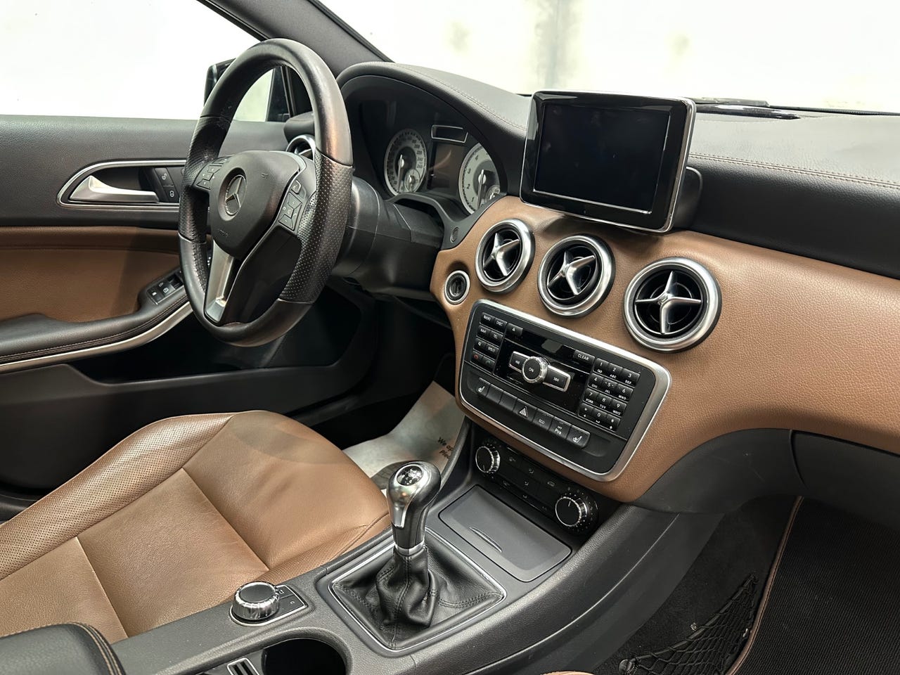 Mercedes-Benz A180 – Image 17