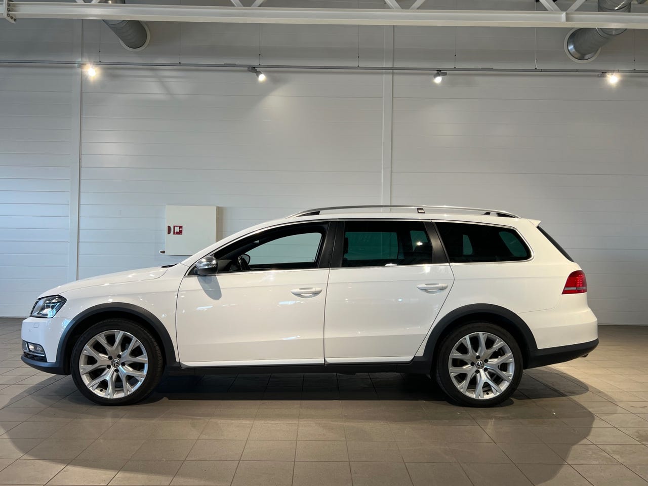 Volkswagen Passat 2.0 ALLTRACK – Image 9