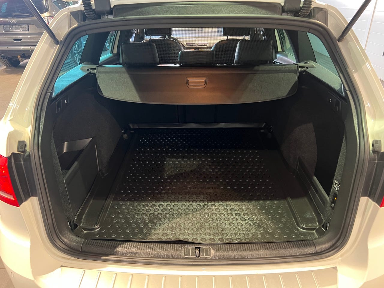 Volkswagen Passat 2.0 ALLTRACK – Image 21