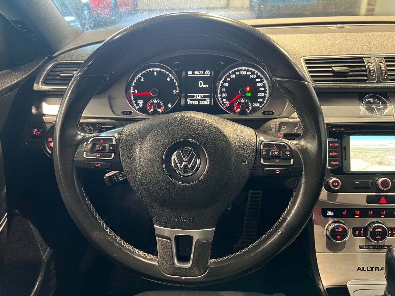 Volkswagen Passat 2.0 ALLTRACK – Image 33