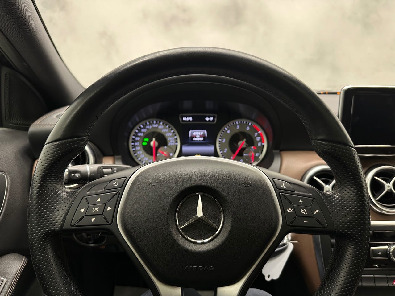 Mercedes-Benz A180 – Image 34