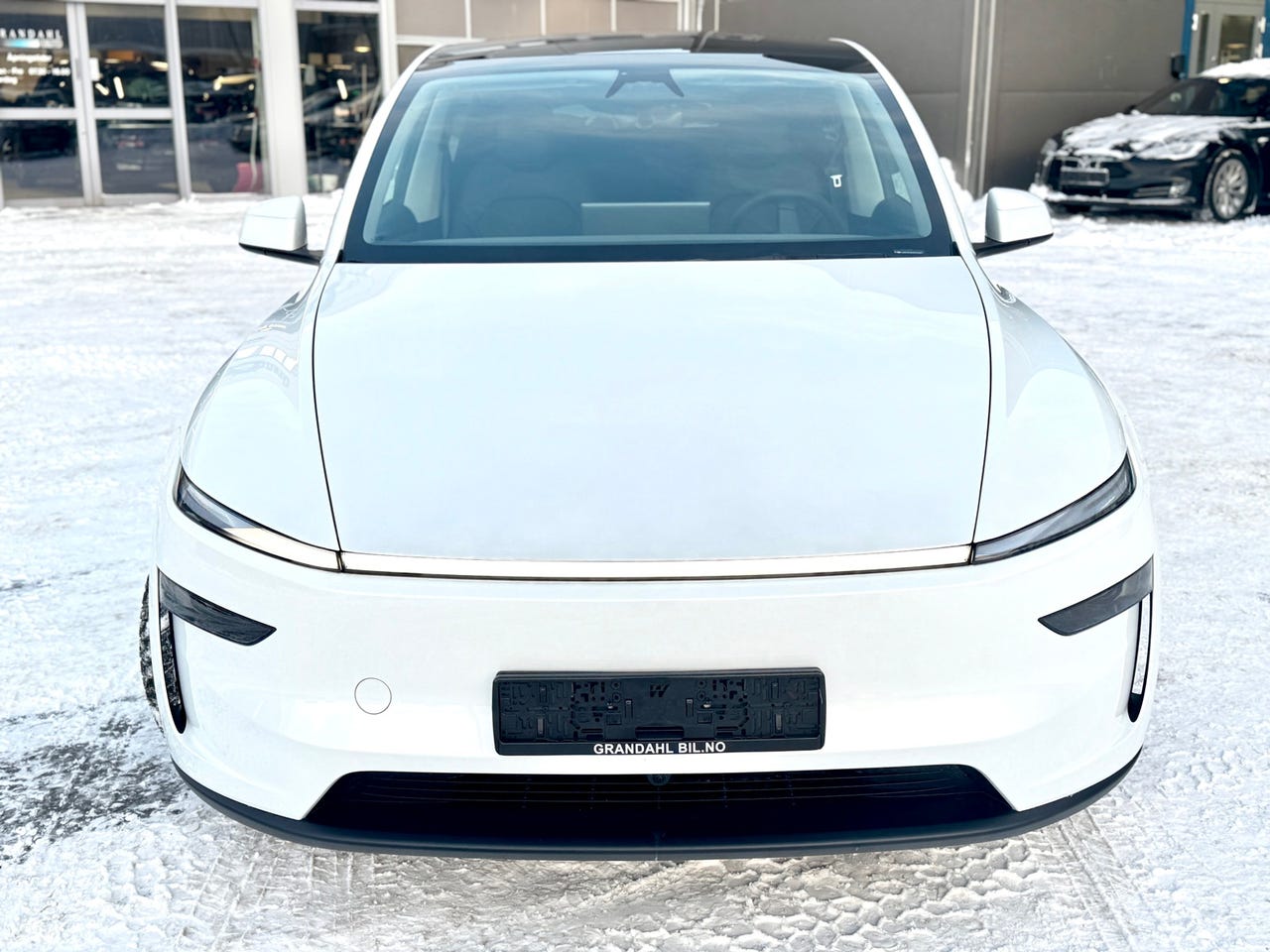 Tesla Model Y – Image 7